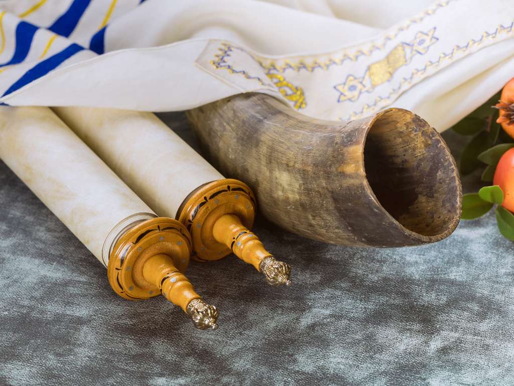 Yom Kippur: A Journey of Reflection, Atonement, and Renewal - Jewselry